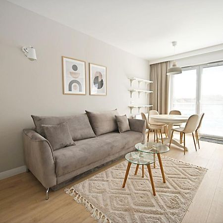 Beige 3City Apartment With Parking In Gdansk By Noclegi Renters Εξωτερικό φωτογραφία