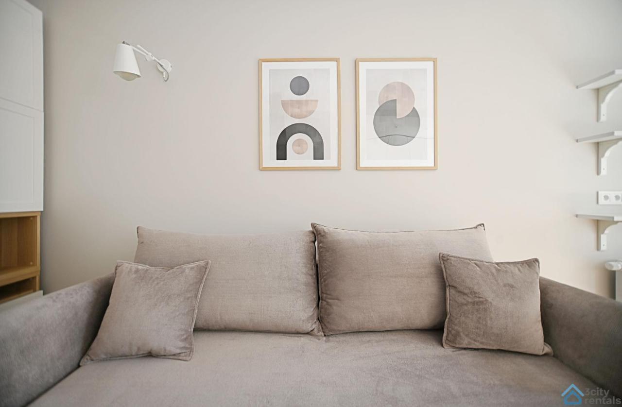 Beige 3City Apartment With Parking In Gdansk By Noclegi Renters Εξωτερικό φωτογραφία