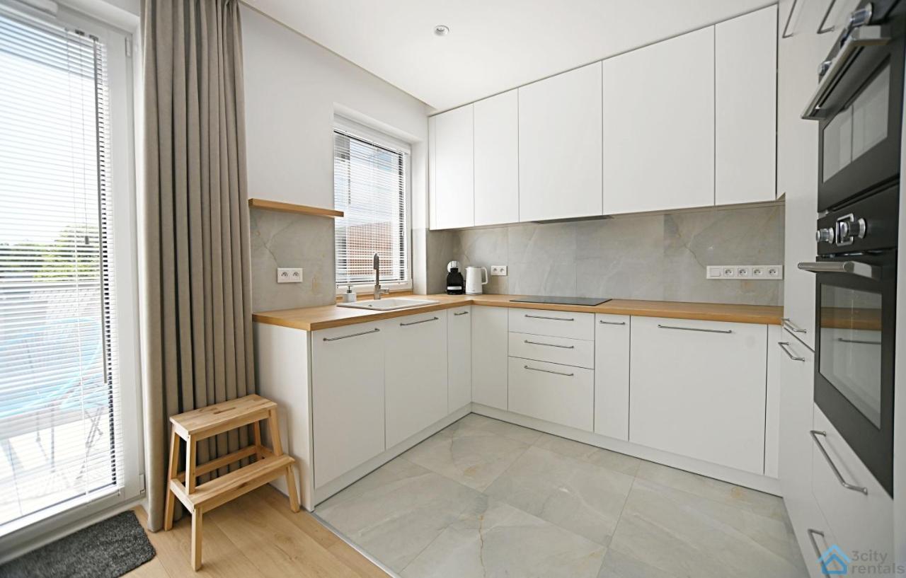 Beige 3City Apartment With Parking In Gdansk By Noclegi Renters Εξωτερικό φωτογραφία