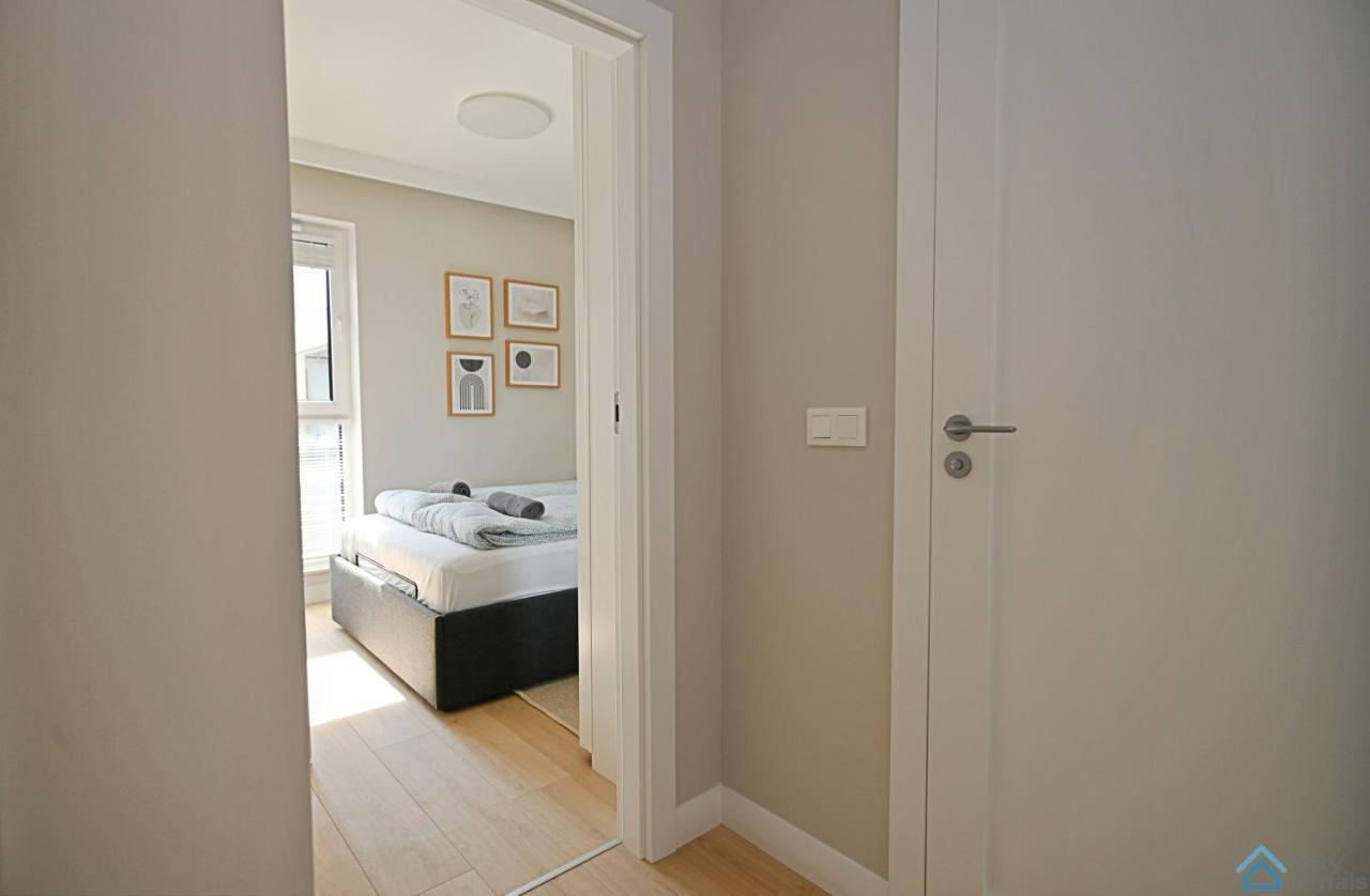 Beige 3City Apartment With Parking In Gdansk By Noclegi Renters Εξωτερικό φωτογραφία