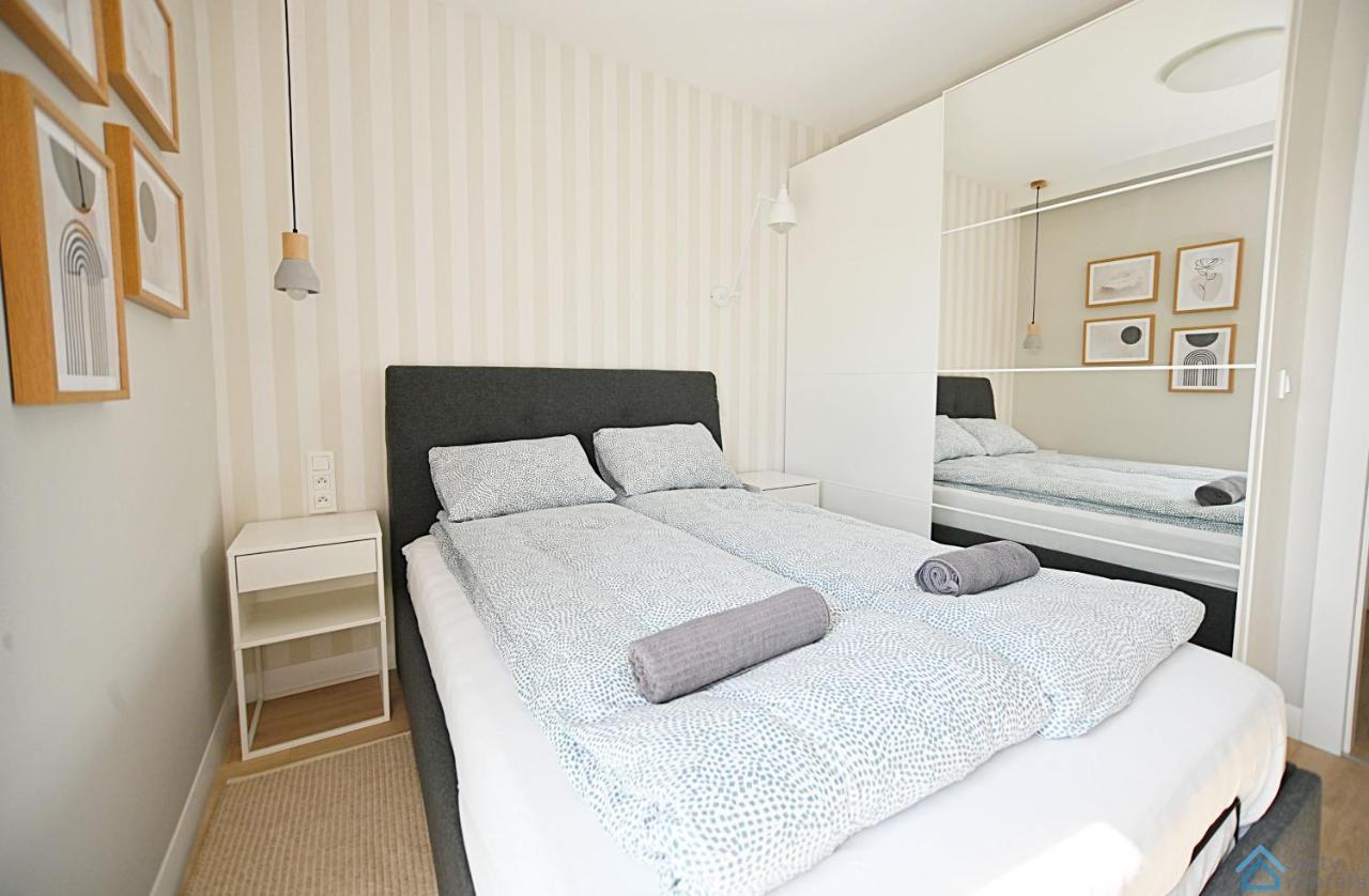 Beige 3City Apartment With Parking In Gdansk By Noclegi Renters Εξωτερικό φωτογραφία